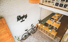 帕克平旅舍